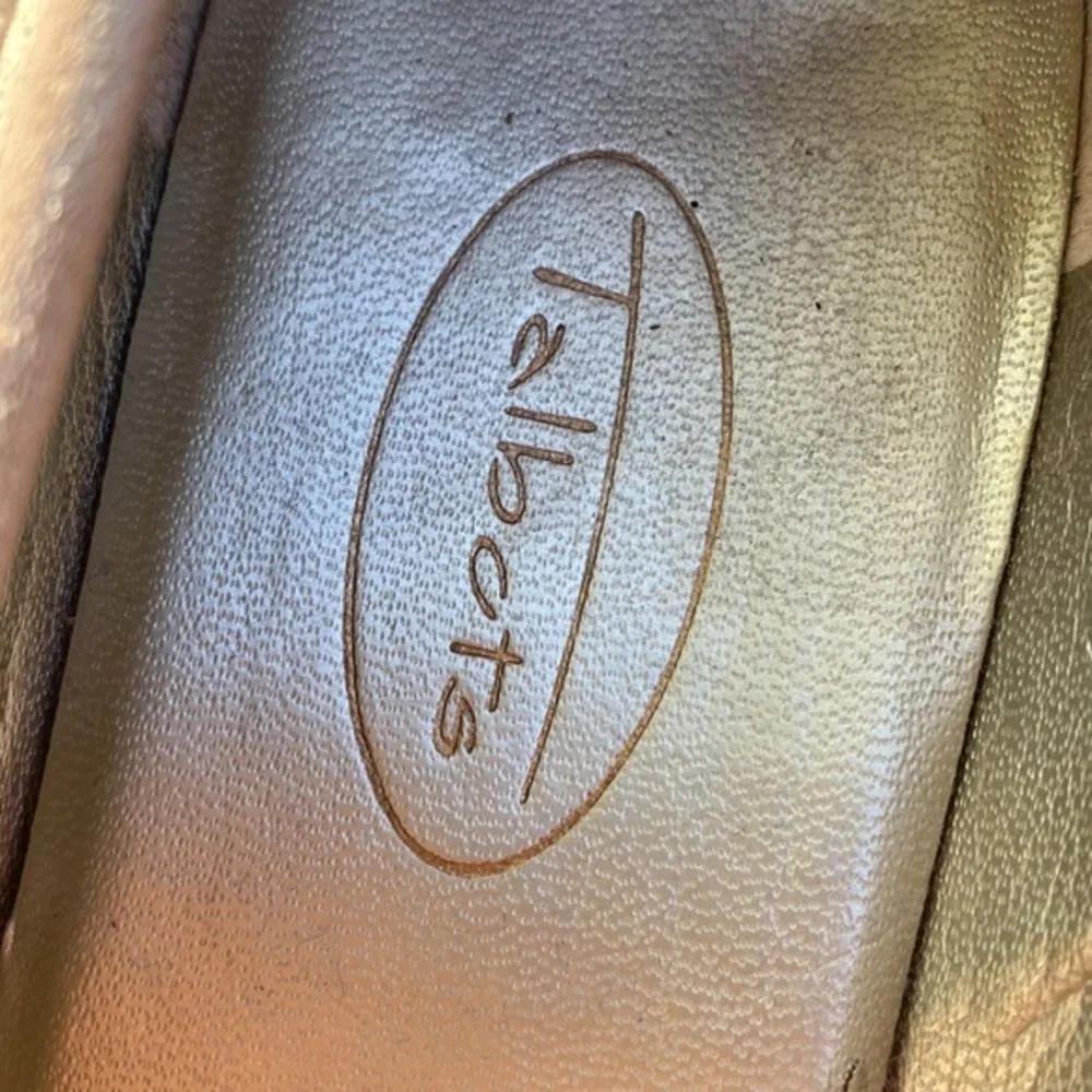 Talbots Suede Kiltie Tassel Loafer Pumps Tan Beige Size 5.5B
